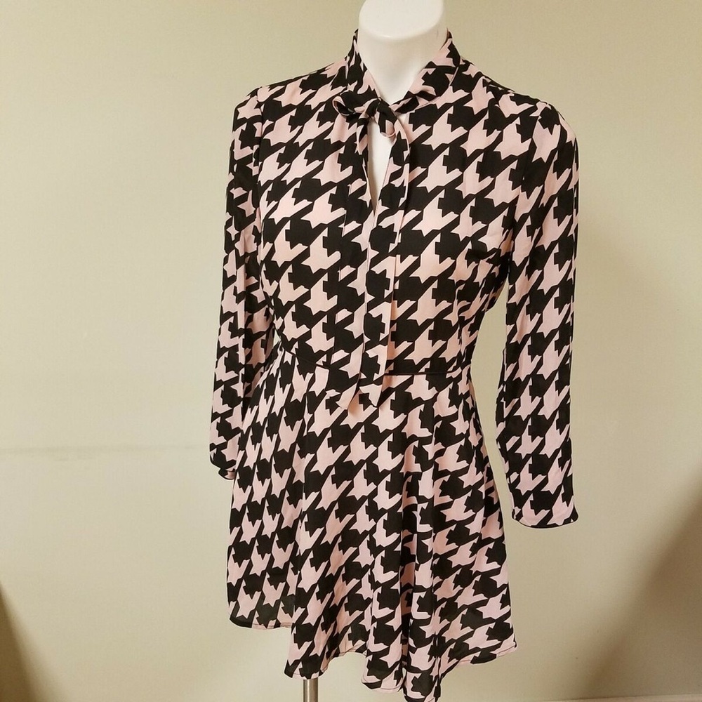 FOREVER 21 Pink & Black Houndstooth Mini Dress NWT Small - Picture 10 of 12